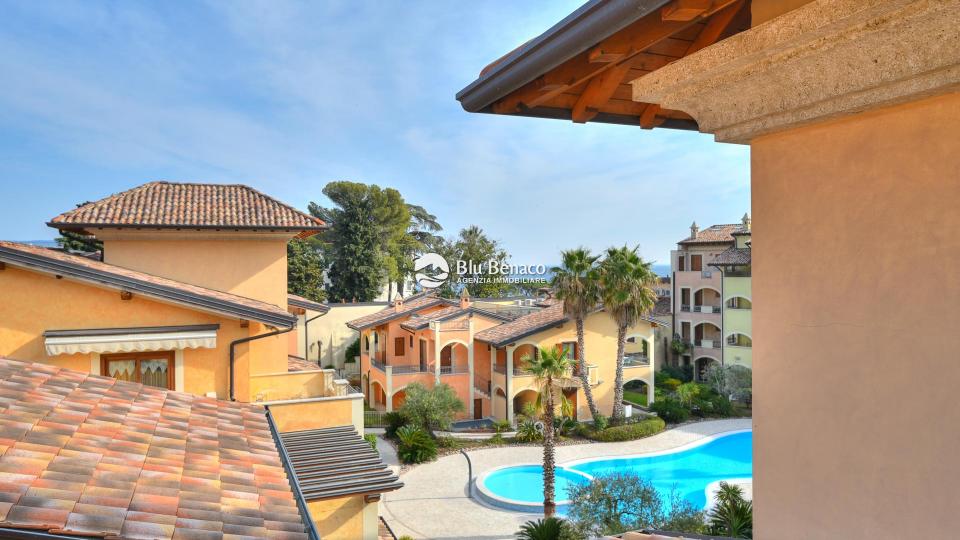 Unmissable three-room apartment for sale in Maderno