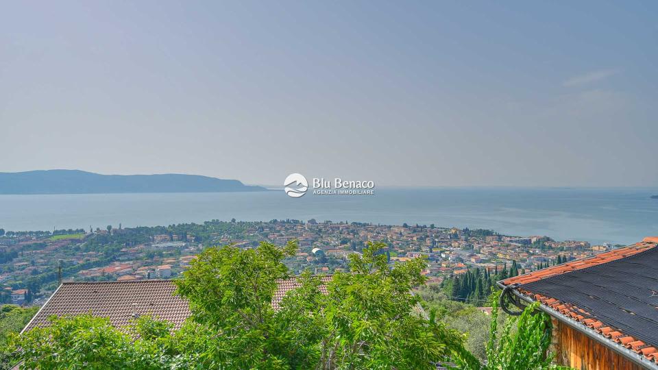 Characteristic property for rent in Maderno