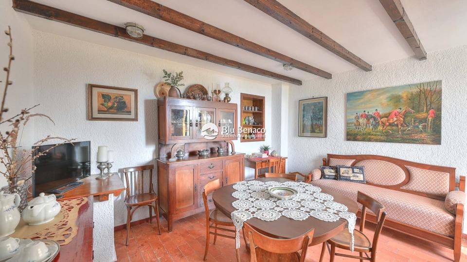 Characteristic property for rent in Maderno