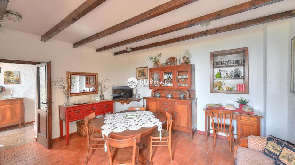 Characteristic property for rent in Maderno