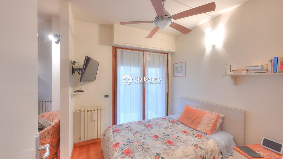 Lovely four-room apartment for sale in Toscolano 