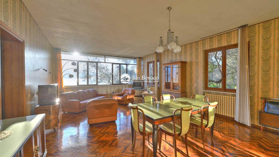 Villa in Gargnano zu verkaufen