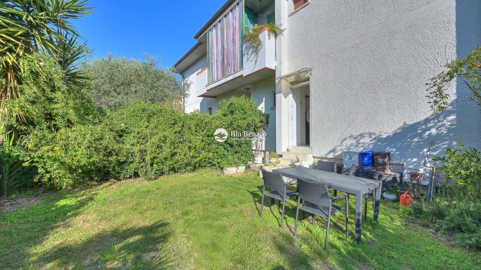 Toscolano Maderno, two-room apartment with garden