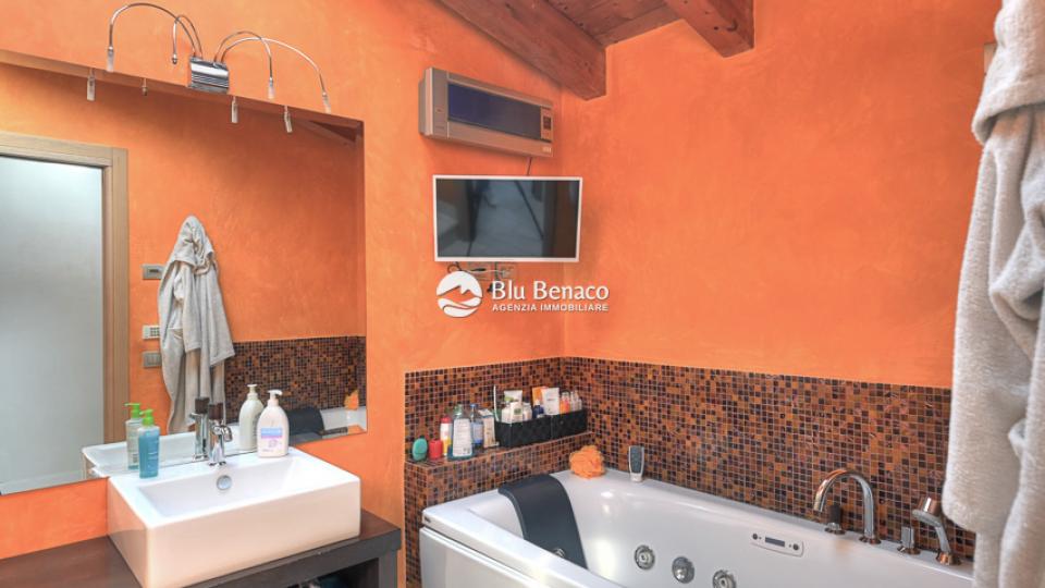 Semi-detached house for sale in Salò