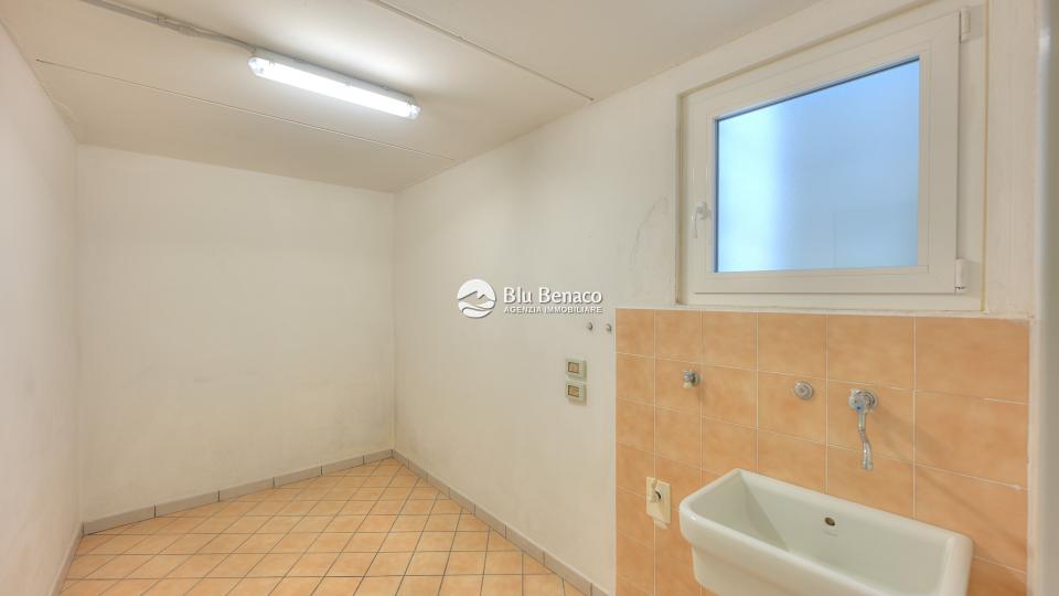 Three-room apartment for sale in Toscolano