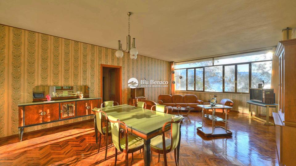 Villa in Gargnano zu verkaufen