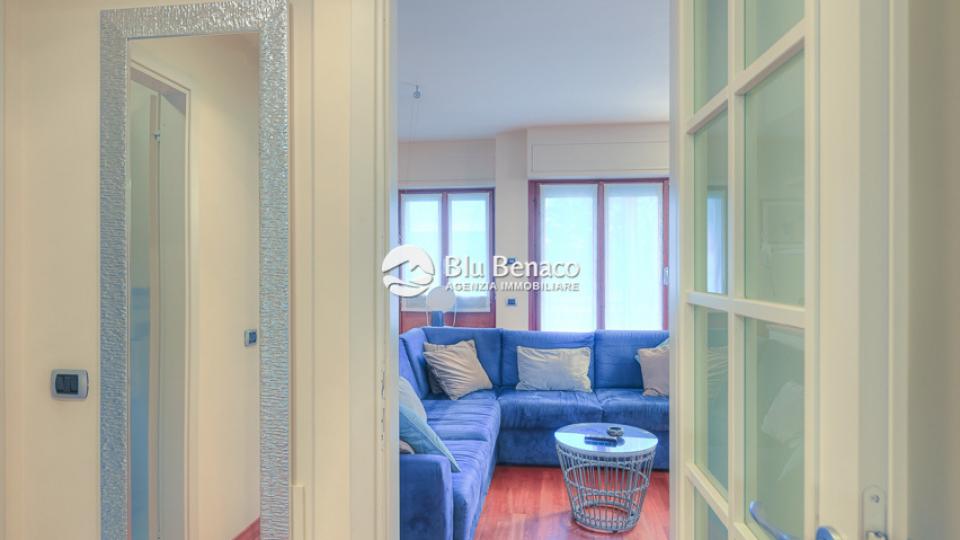 Lovely four-room apartment for sale in Toscolano 