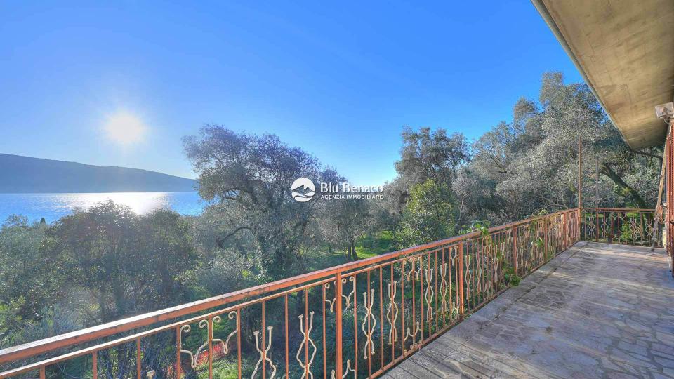 Villa in Gargnano zu verkaufen
