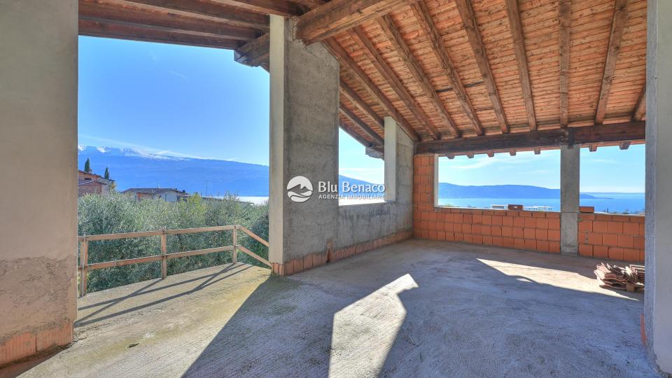 Villa indipendente con vista panoramica a Gaino