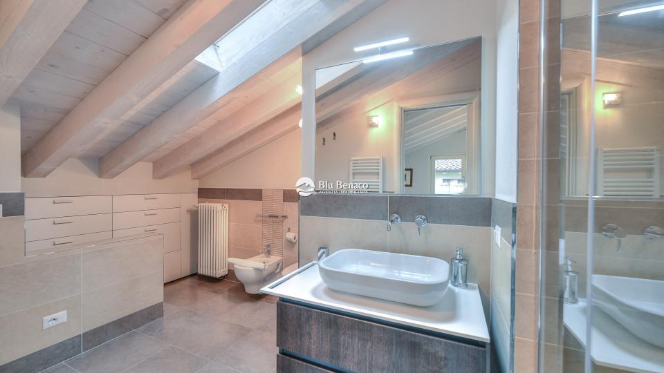 Penthouse zu verkaufen in Maderno