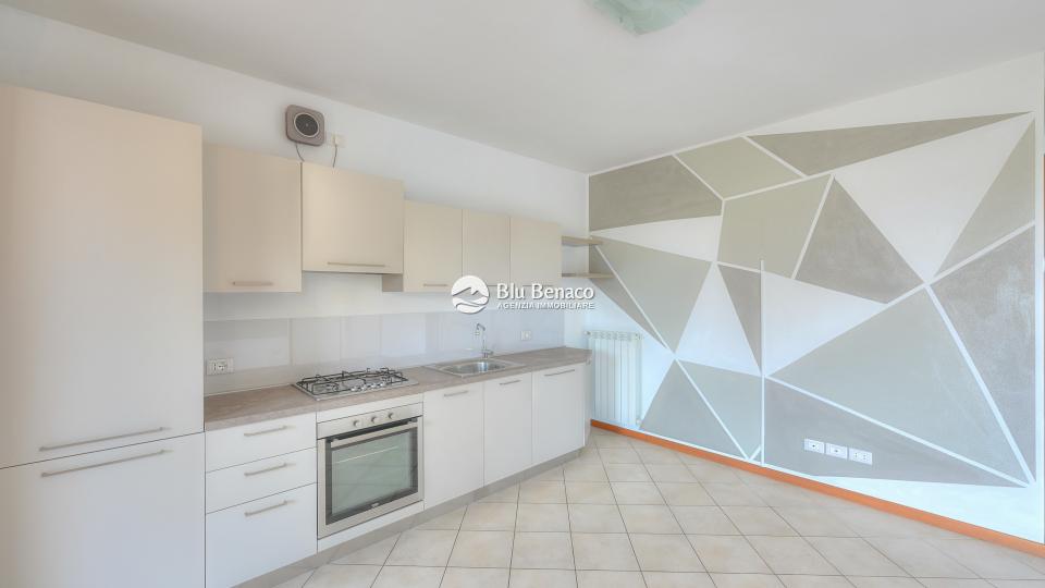 Three-room apartment for sale in Toscolano