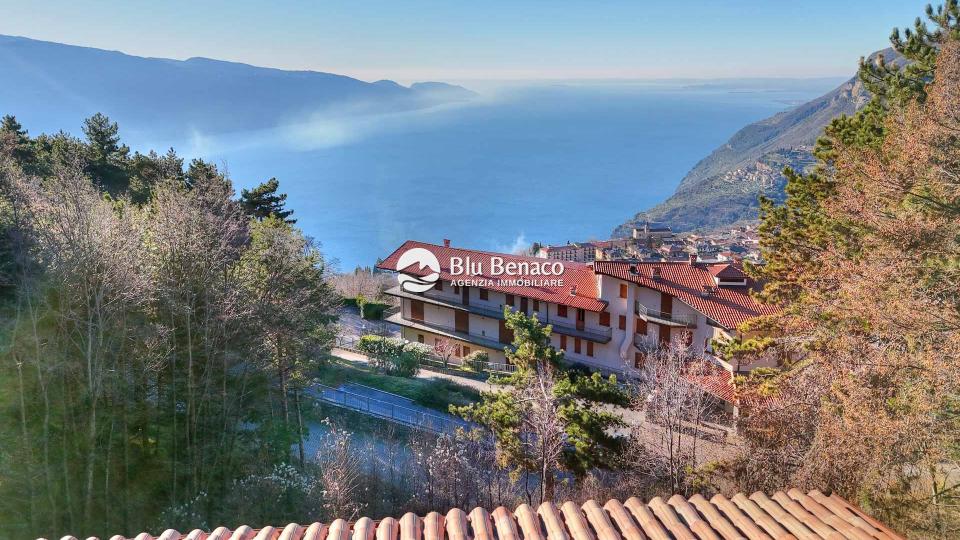 Villa with wonderful lake view in Tignale