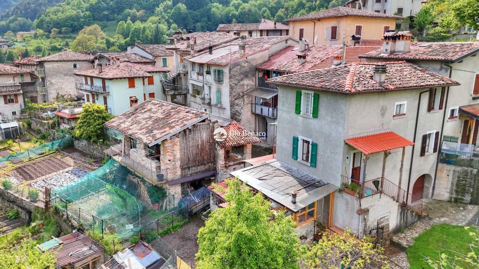 Terracielo in vendita alla Costa frazione di Gargnano 