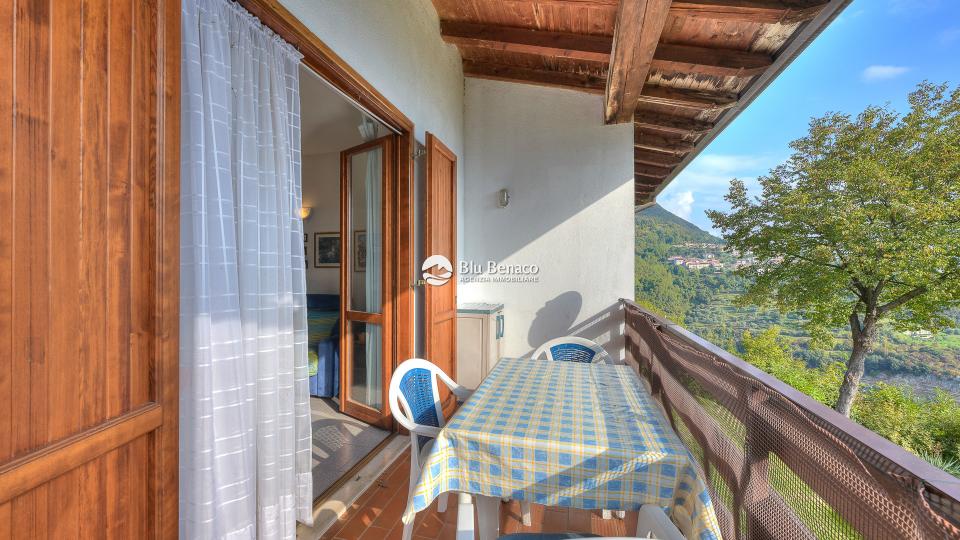 Lake-view apartment for sale in Tignale Lake-view apartment for sale in Tignale