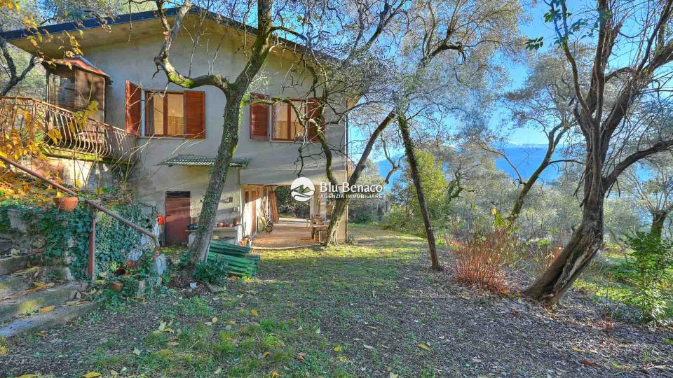 Villa in Gargnano zu verkaufen
