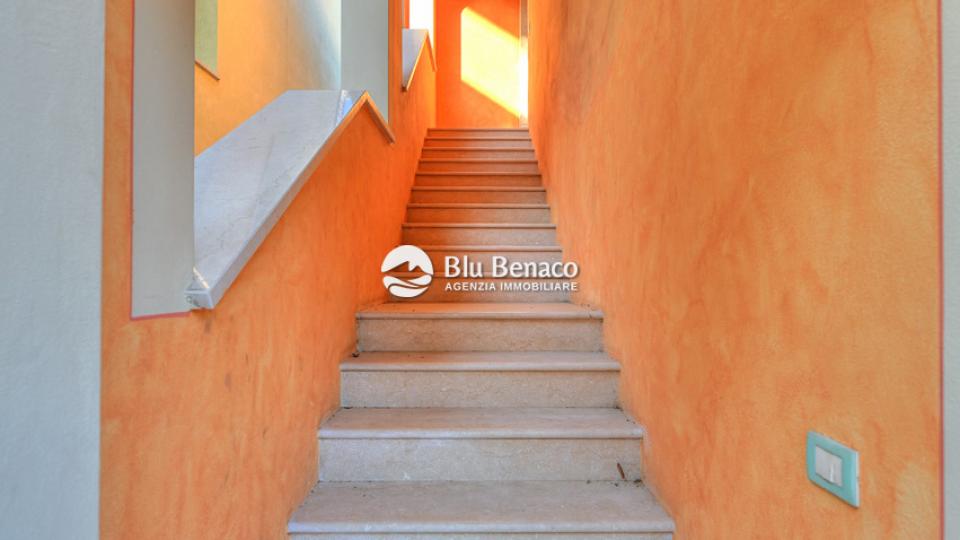 Unmissable three-room apartment for sale in Maderno