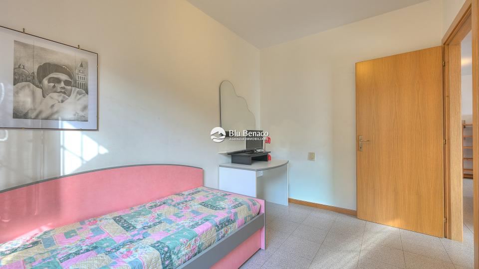 Lake-view apartment for sale in Tignale Lake-view apartment for sale in Tignale