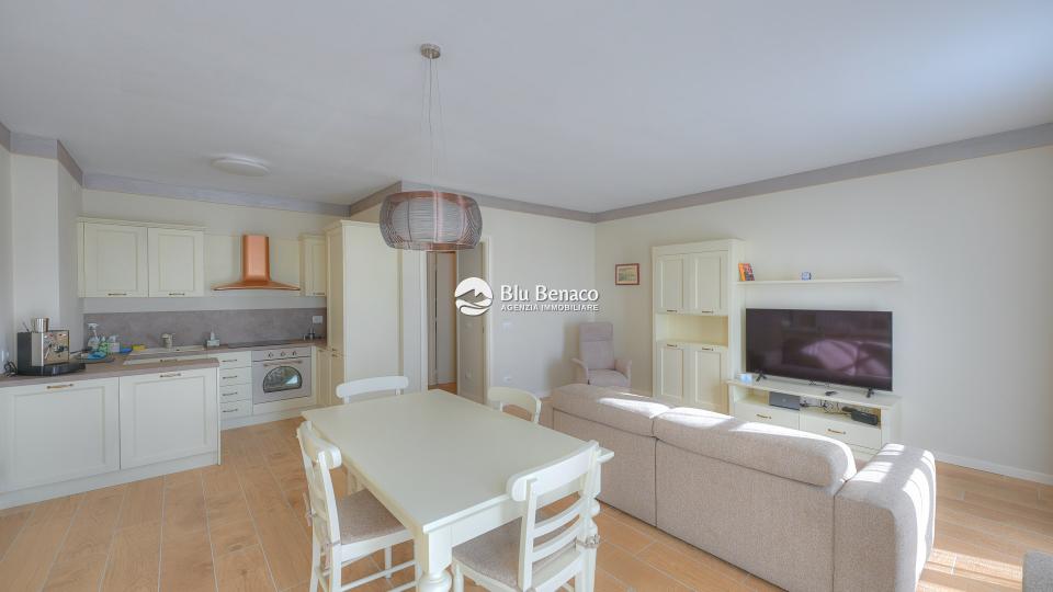 Three-room apartment for sale in Maderno