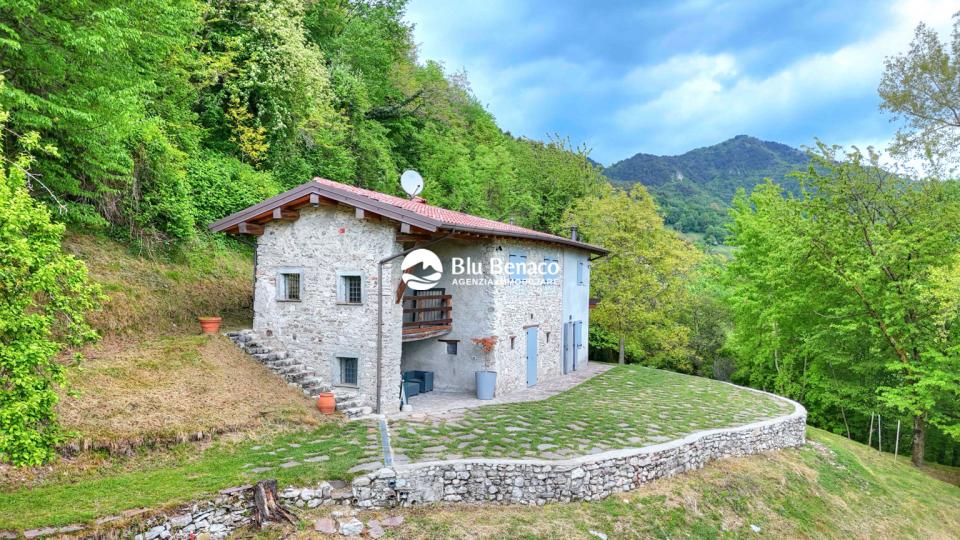 Proprietà indipendente in vendita a Costa