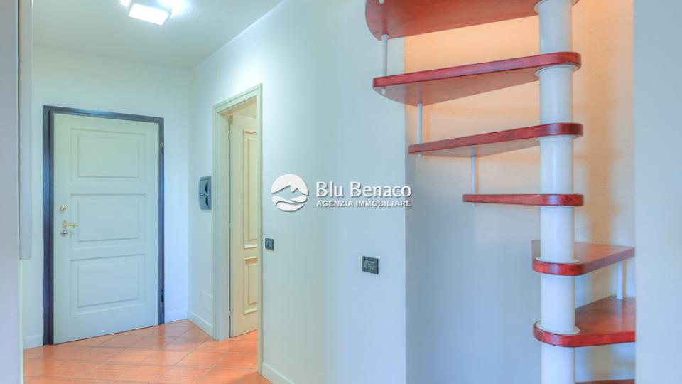 Penthouse for sale with stunning lake view in Salò