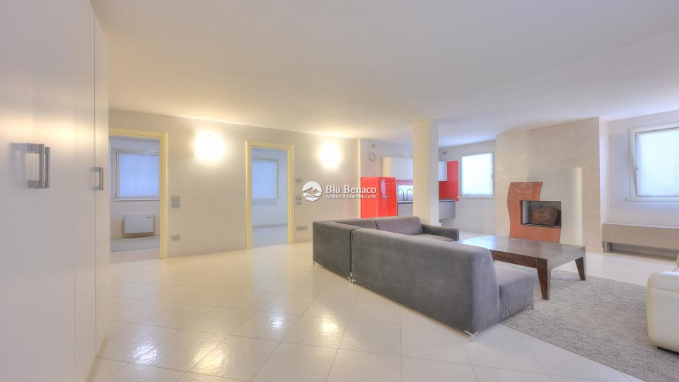 Villa zu verkaufen in Polpenazze del Garda