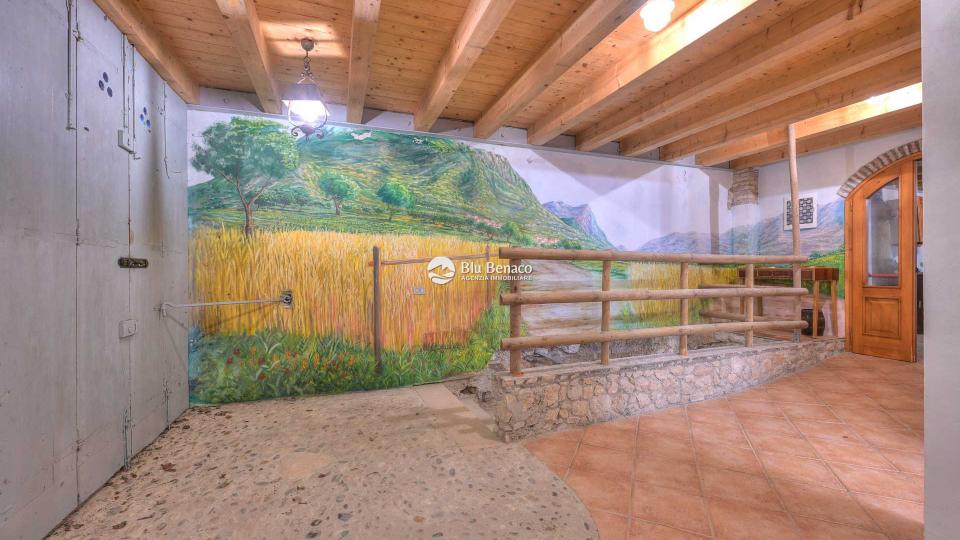 Property for sale in Camerate