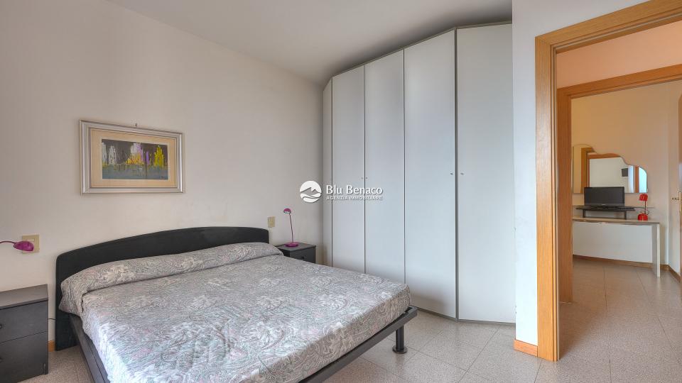 Lake-view apartment for sale in Tignale Lake-view apartment for sale in Tignale