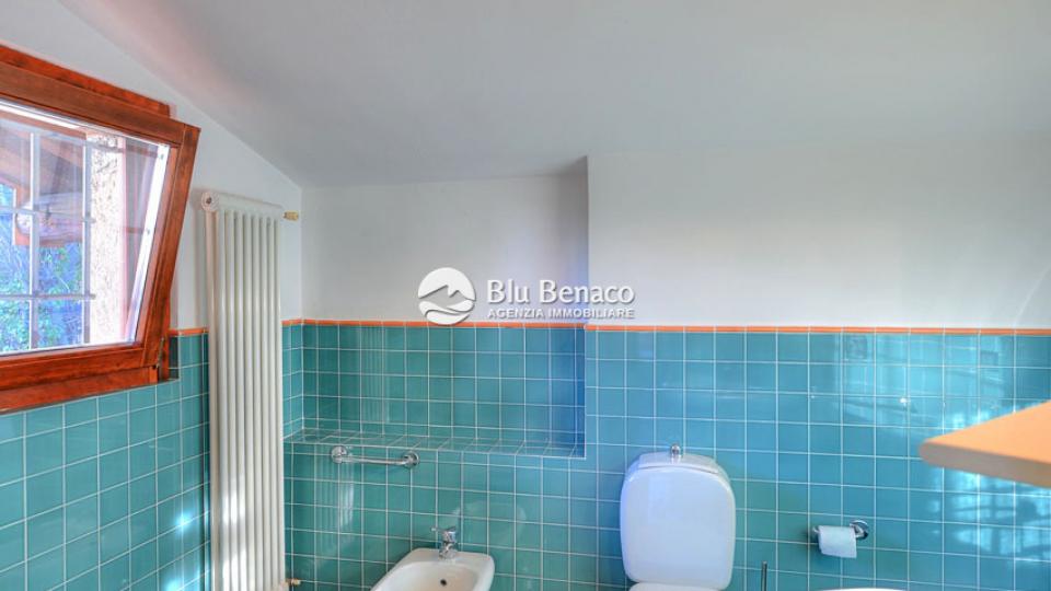 Penthouse for sale with stunning lake view in Salò