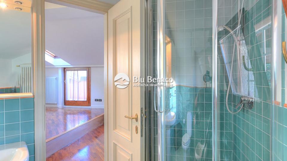 Penthouse for sale with stunning lake view in Salò