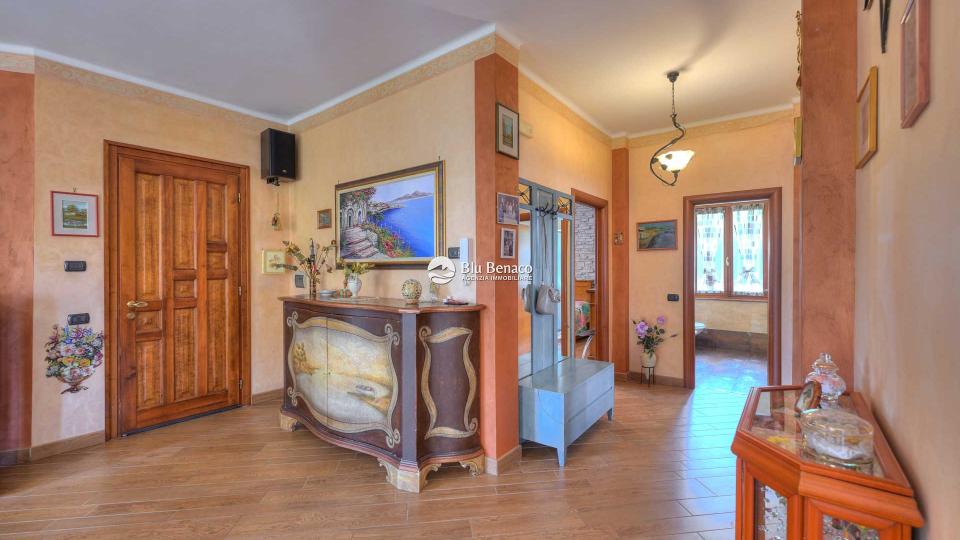 Villa singola in vendita a Roè Volciano 