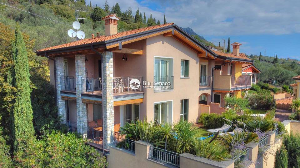 Wonderful semi-detached Villetta for sale