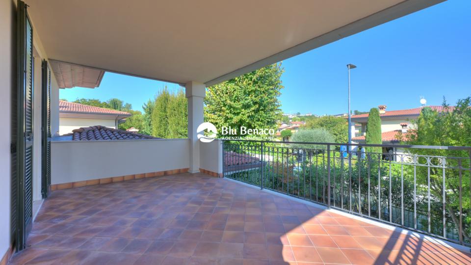 Villetta di testa in vendita a Polpenazze