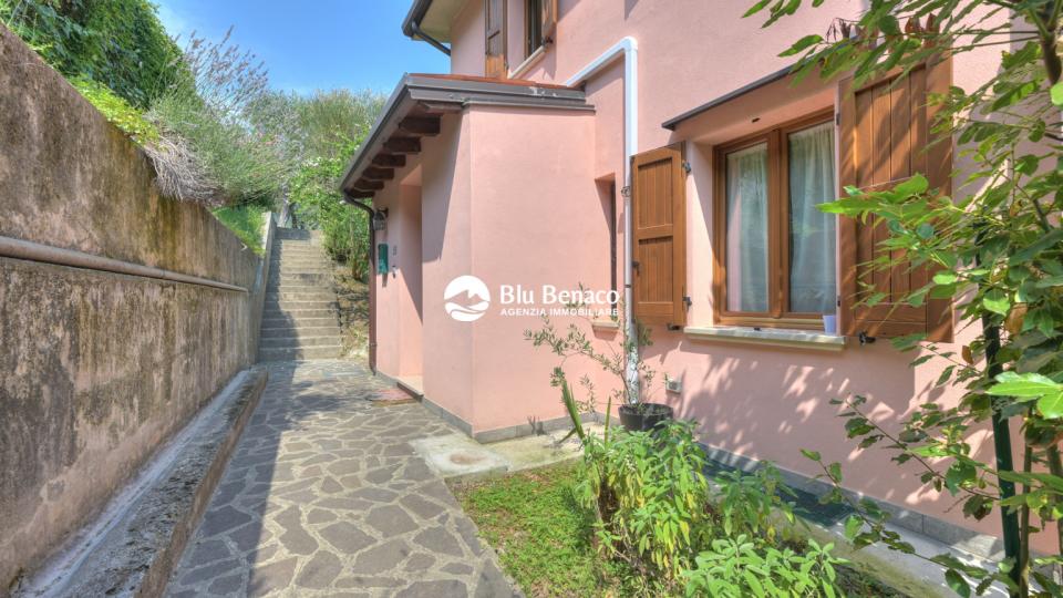 Villetta di testa in vendita a Gaino
