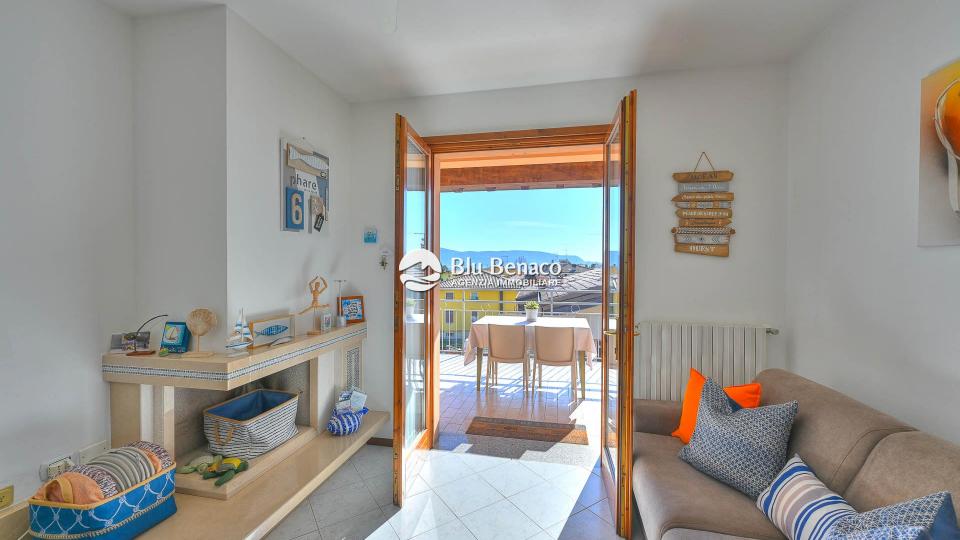 Two-room apartment for sale in Toscolano