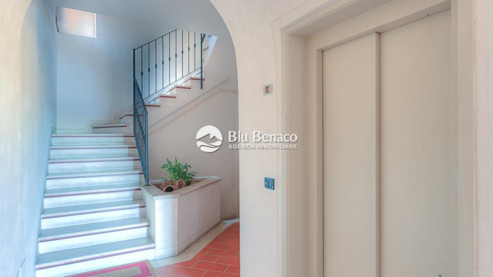 Penthouse for sale with stunning lake view in Salò