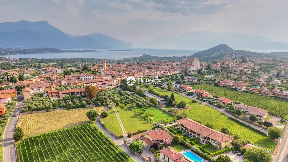 Villetta di testa a Manerba del Garda