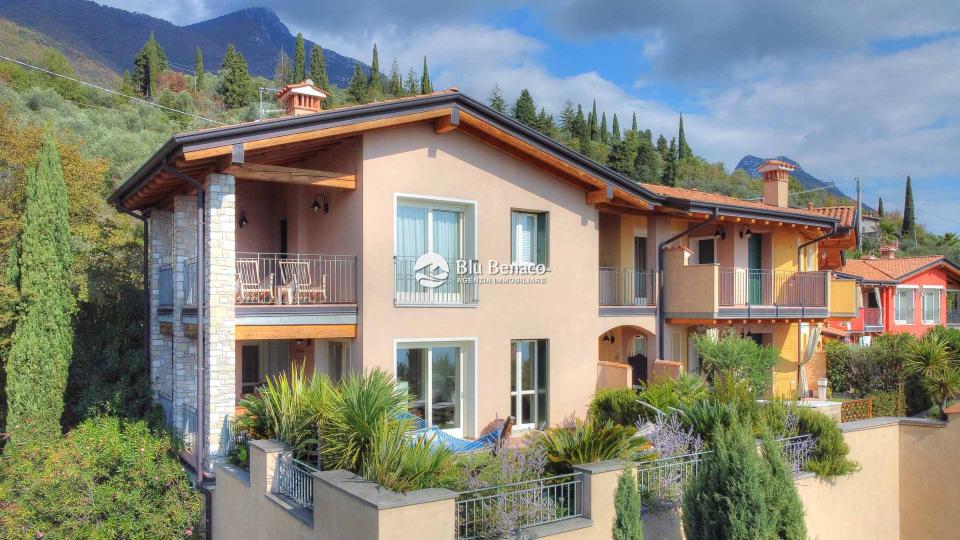 Wonderful semi-detached Villetta for sale