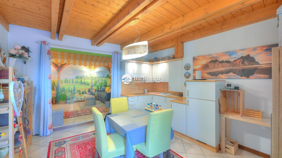 Lovely two-room apartment for sale in Maderno