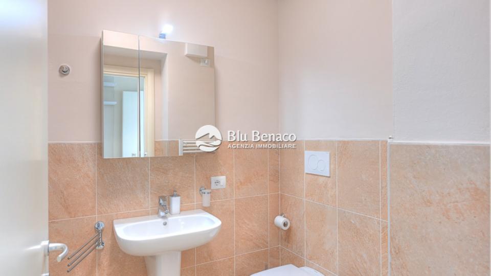Three-room apartment for sale in Maderno