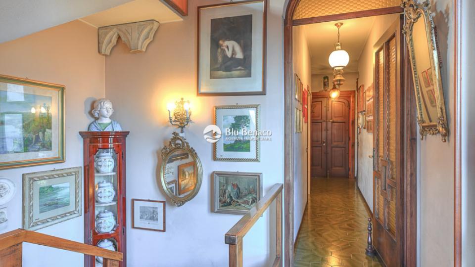 Exceptional villa for sale in Gargnano