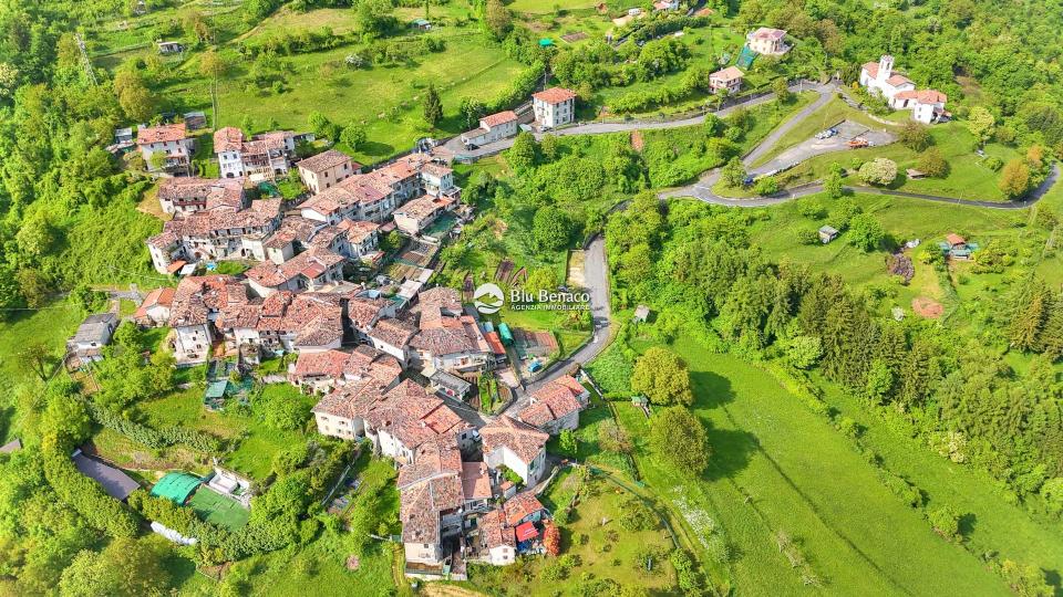 Terracielo in vendita alla Costa frazione di Gargnano 