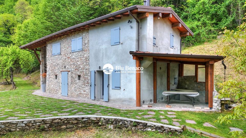 Proprietà indipendente in vendita a Costa