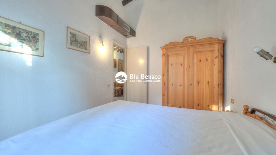 Bifamiliare in vendita a Navazzo