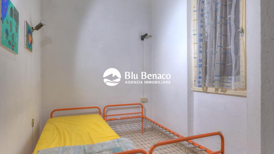 Bifamiliare in vendita a Navazzo