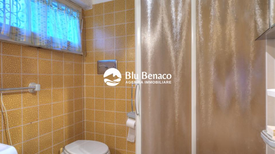 Bifamiliare in vendita a Navazzo