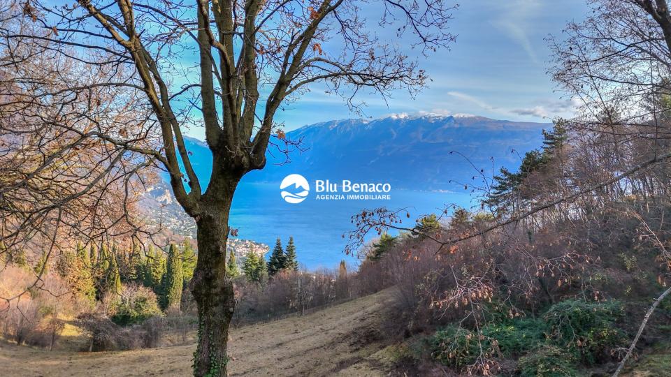 Bifamiliare in vendita a Navazzo