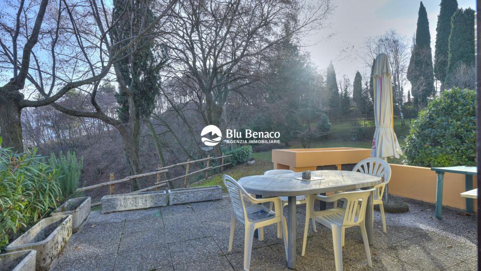 Bifamiliare in vendita a Navazzo