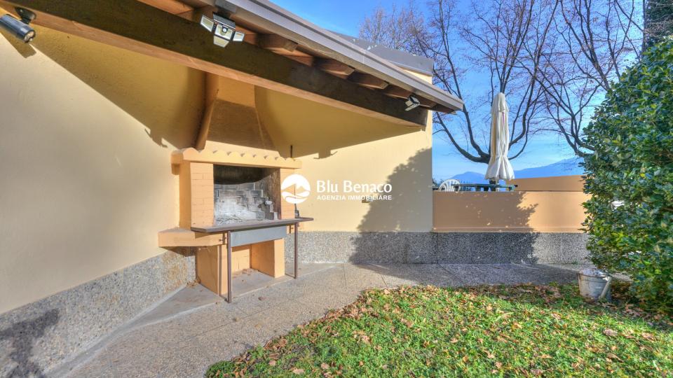 Bifamiliare in vendita a Navazzo