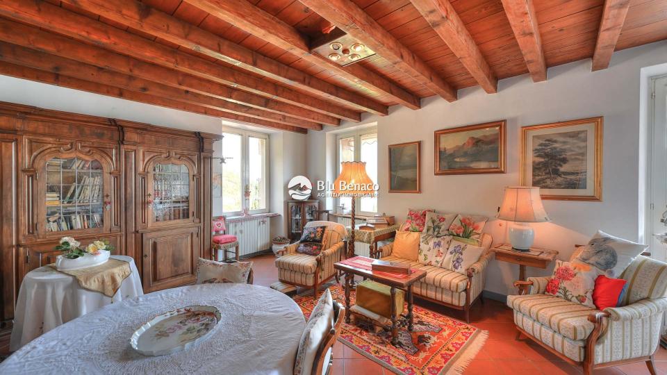 Amazing historic Villa for sale in Salò