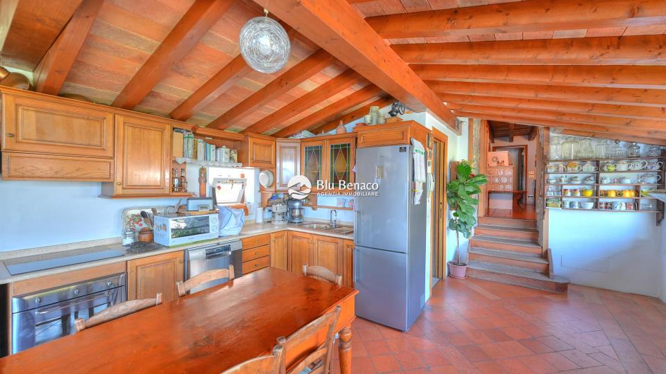 Amazing historic Villa for sale in Salò